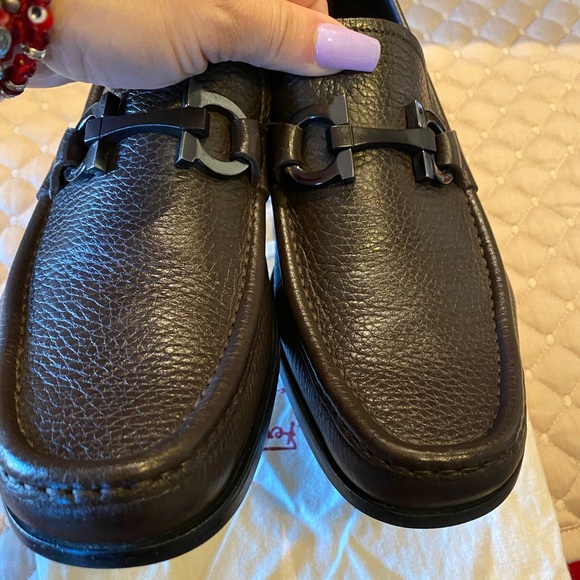 Ferragamo brown leather - Picture 2 of 4